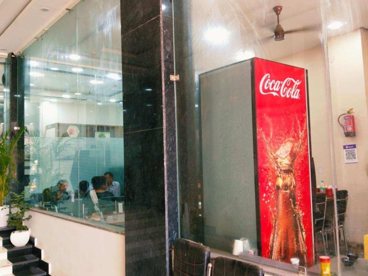 Hotel Shree Radha Krishna Varanasi Dış mekan fotoğraf