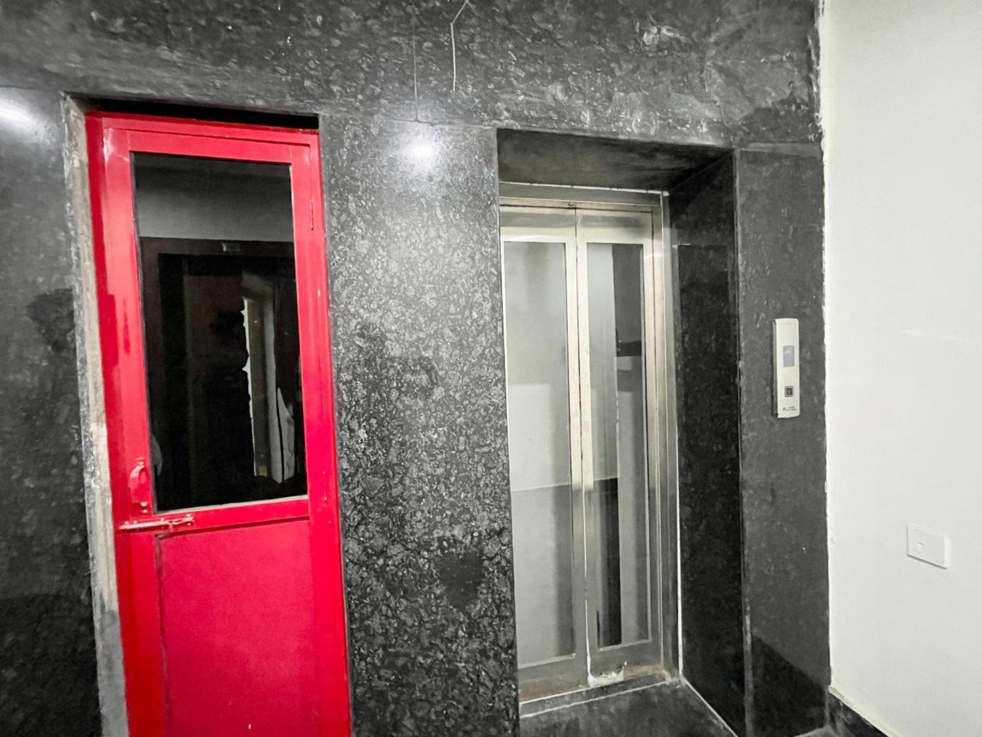 Hotel Shree Radha Krishna Varanasi Dış mekan fotoğraf